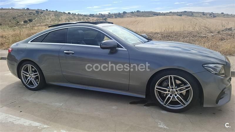 Usado Mercedes E220 194 CV (142 kW) 2017 Negro Coupe