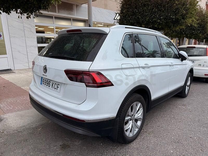 Usado VW Tiguan Sportline 190 CV (139 kW) 2017 Blanco SUV