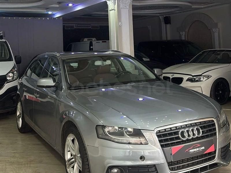 Usado Audi A4 Premium 143 CV (105 kW) 2013 Gris / plata Familiar