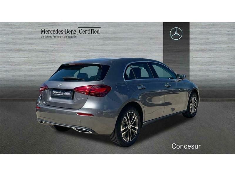 Usado Mercedes A250 218 CV (160 kW) 2024 Gris