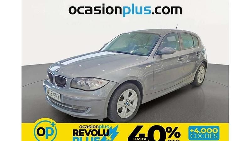 Usado BMW 118 143 CV (105 kW) 2009 Gris Utilitario