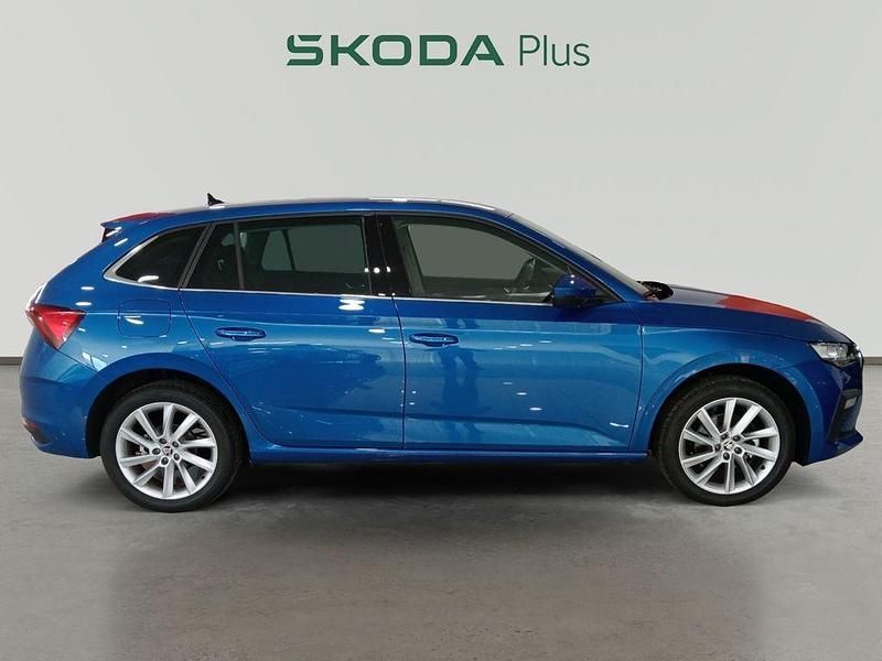 Usado Skoda Scala Selection 115 CV (84 kW) 2024 Azul Utilitario