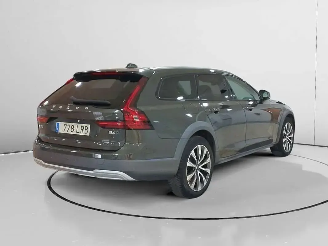 Usado Volvo V90 CC 197 CV (144 kW) 2021 Gris Familiar