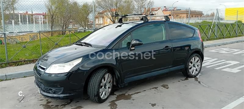 Usado Citroën C4 VTR Sport 92 CV (67 kW) 2006 Negro Berlina