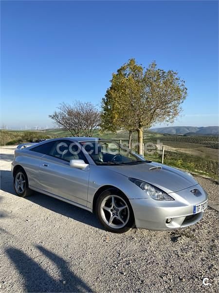 Usado Toyota Celica 143 CV (105 kW) 2005 Gris / plata Coupe