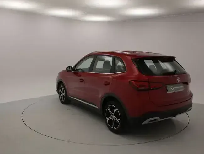 Usado MG ZS Comfort 197 CV (144 kW) 2026 Rojo SUV