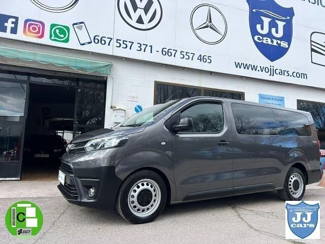 Usado Toyota Proace Verso Advance 145 CV (106 kW) 2022 Gris / plata Familiar