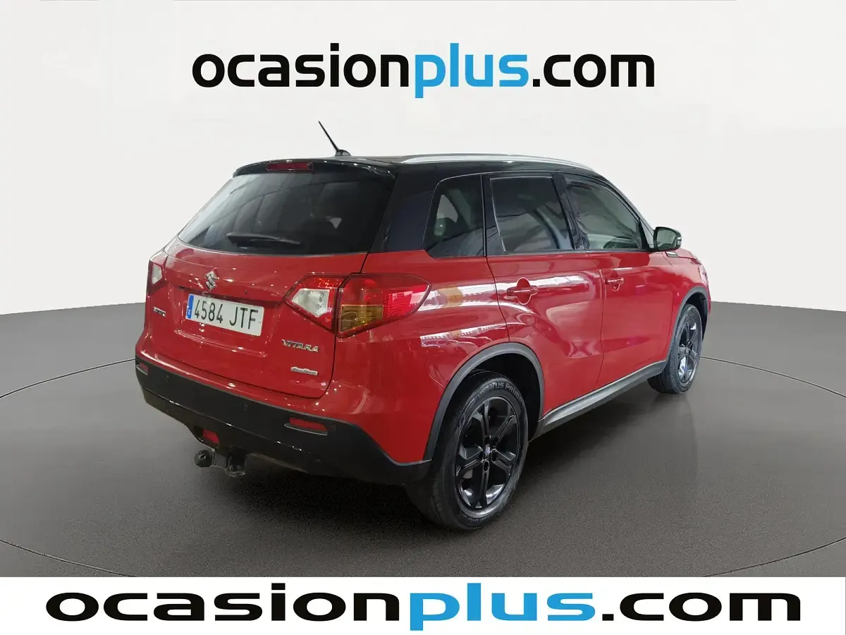 Usado Suzuki Vitara 140 CV (102 kW) 2016 Rojo SUV