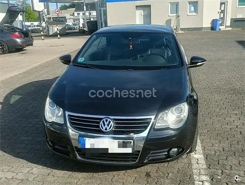 Usado VW Eos 160 CV (117 kW) 2009 Negro Descapotable