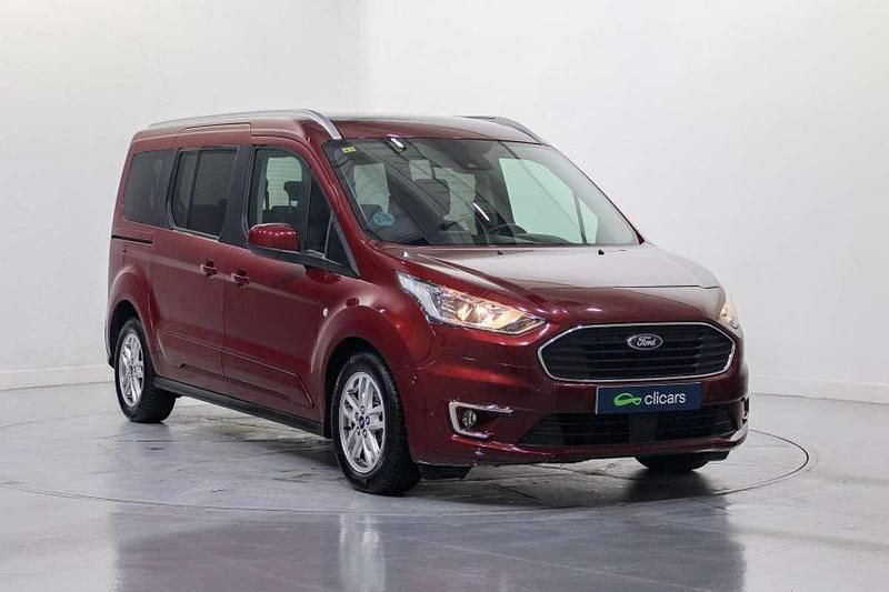 Usado Ford Tourneo Connect Titanium 120 CV (88 kW) 2018 Rojo Monovolumen