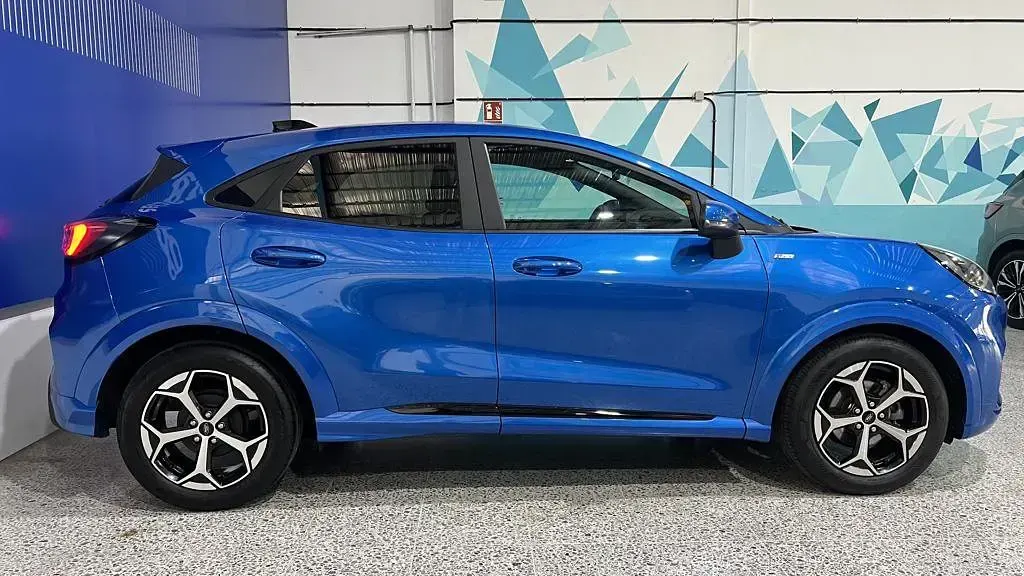 Usado Ford Puma ST-Line 125 CV (91 kW) 2025 Azul desert island (metalizado) SUV