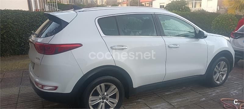 Usado Kia Sportage 115 CV (84 kW) 2016 Blanco SUV