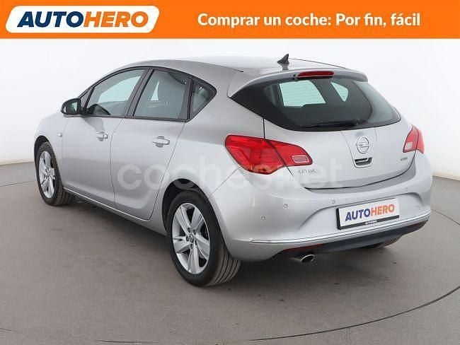 Usado Opel Astra Selective 167 CV (122 kW) 2015 Gris Berlina