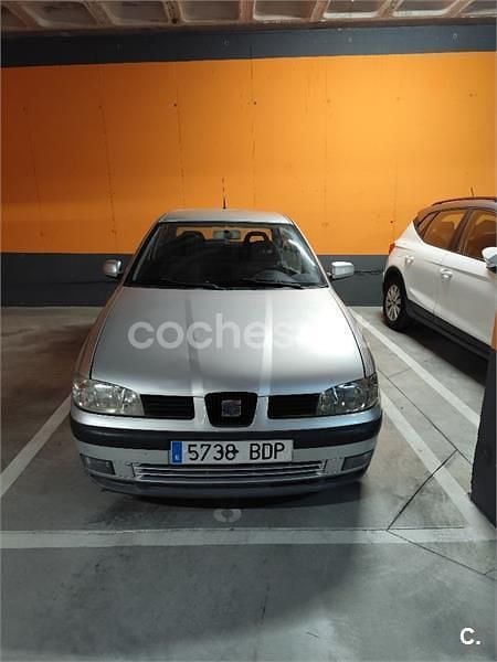 Gris / plata Usado 2001 Seat Ibiza Sport Berlina | 600 € (Super precio) - Imagen 1/4