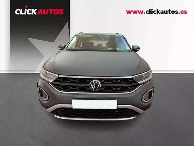 Usado VW T-Roc Life 151 CV (111 kW) 2024 Azul SUV