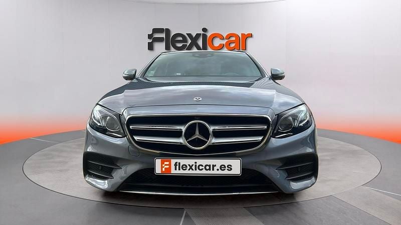 Usado Mercedes E220 194 CV (142 kW) 2018 Gris Berlina