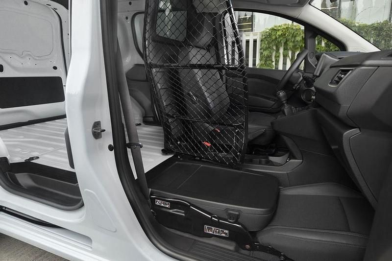 Nuevo Nissan Townstar 130 CV (95 kW) 2025 Gris Van