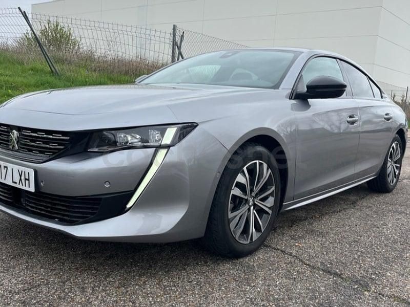 Usado Peugeot 508 Allure 130 CV (95 kW) 2022 Gris / plata Berlina