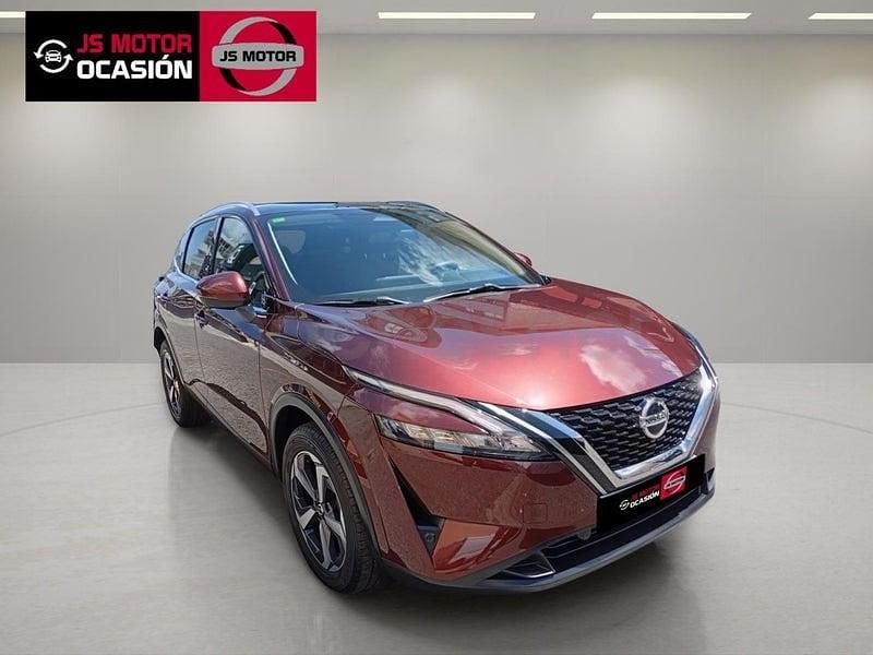 Usado Nissan Qashqai N-Connecta 140 CV (102 kW) 2022 Granate SUV