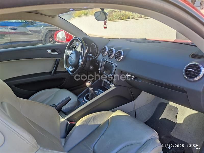 Usado Audi TT 200 CV (147 kW) 2007 Rojo Coupe