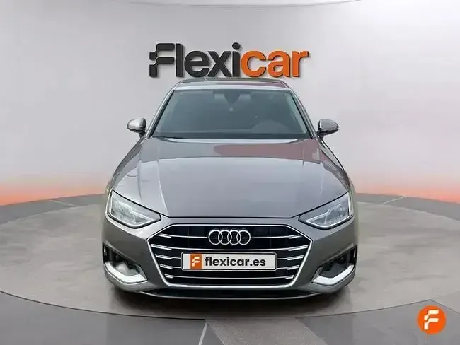 Usado Audi A4 Advanced Plus 136 CV (100 kW) 2021 Gris Berlina