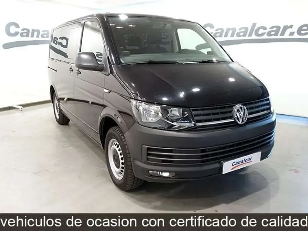 Usado VW Multivan Edition 114 CV (83 kW) 2016 Negro Monovolumen