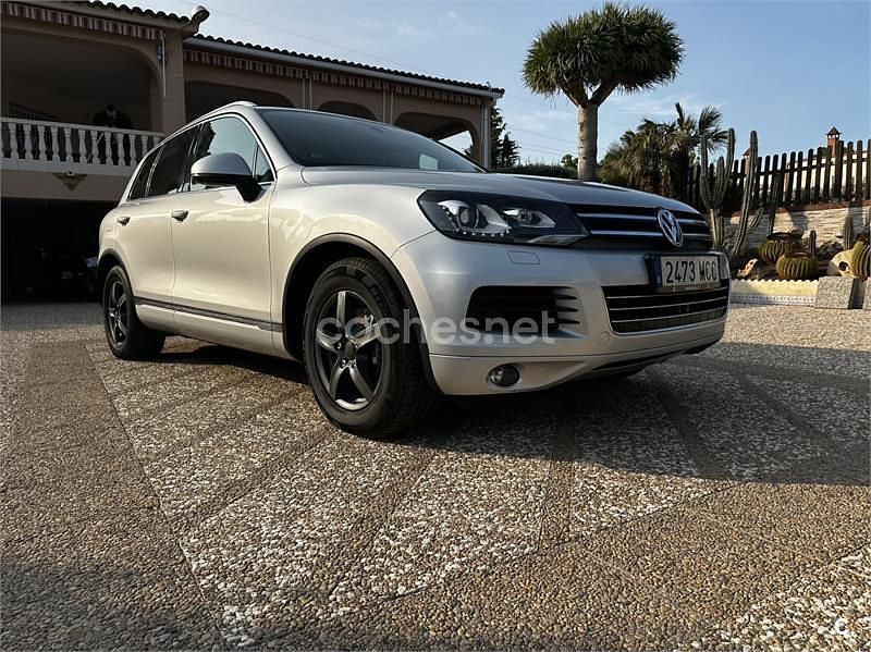 Usado VW Touareg 245 CV (180 kW) 2014 Gris / plata SUV