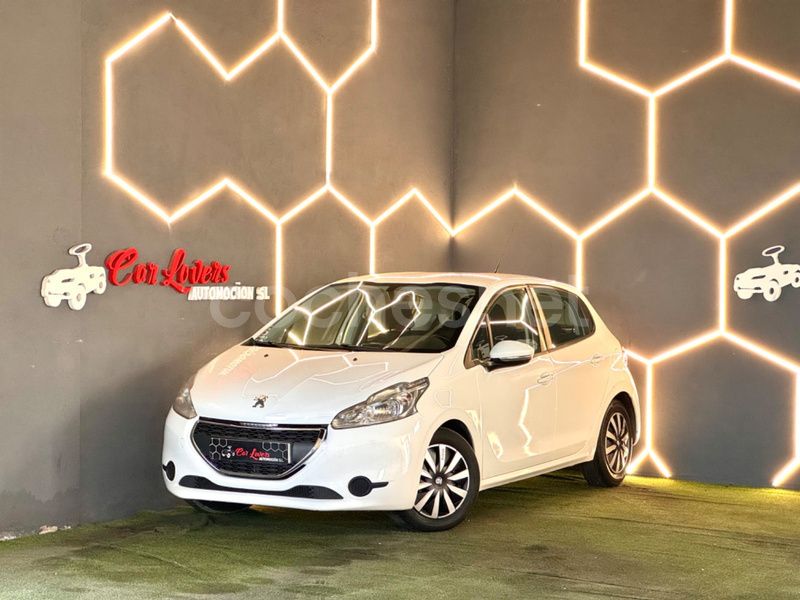 Blanco Usado 2012 Peugeot 208 Active Utilitario | 5500 € (Super precio) - Imagen 1/4
