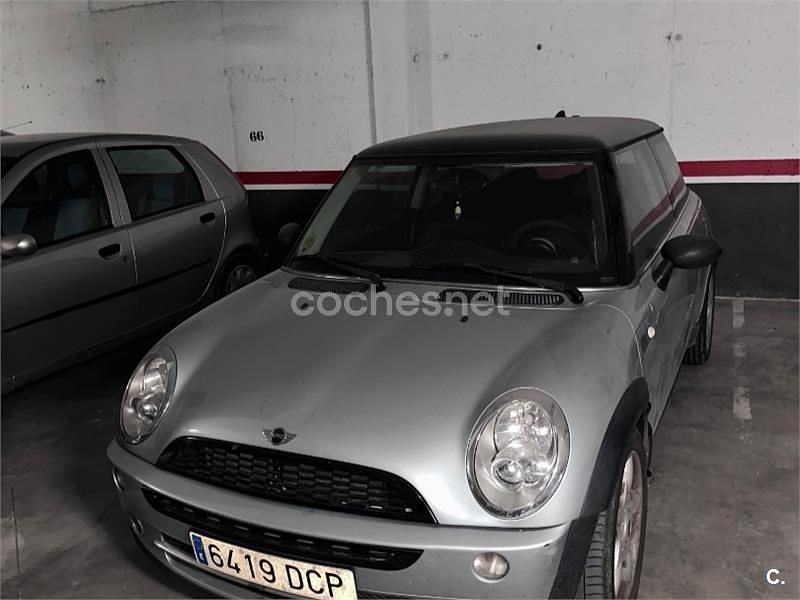 Usado Mini Cooper 115 CV (84 kW) 2004 Gris / plata Utilitario