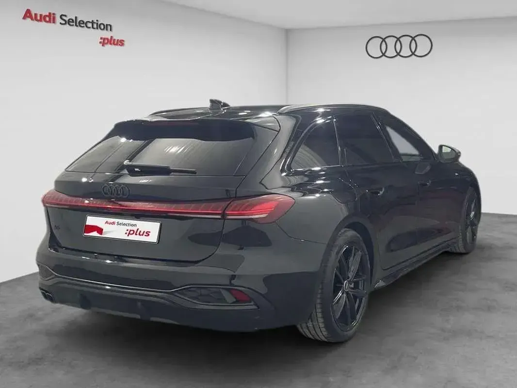 Usado Audi A5 204 CV (150 kW) 2025 Negro Berlina