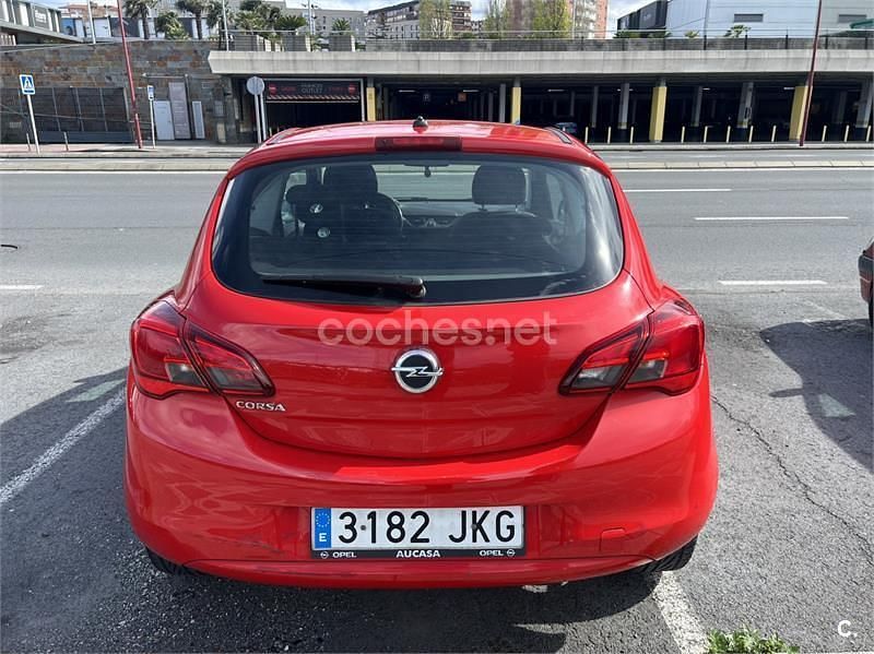 Usado Opel Corsa Selective 90 CV (66 kW) 2015 Rojo Berlina