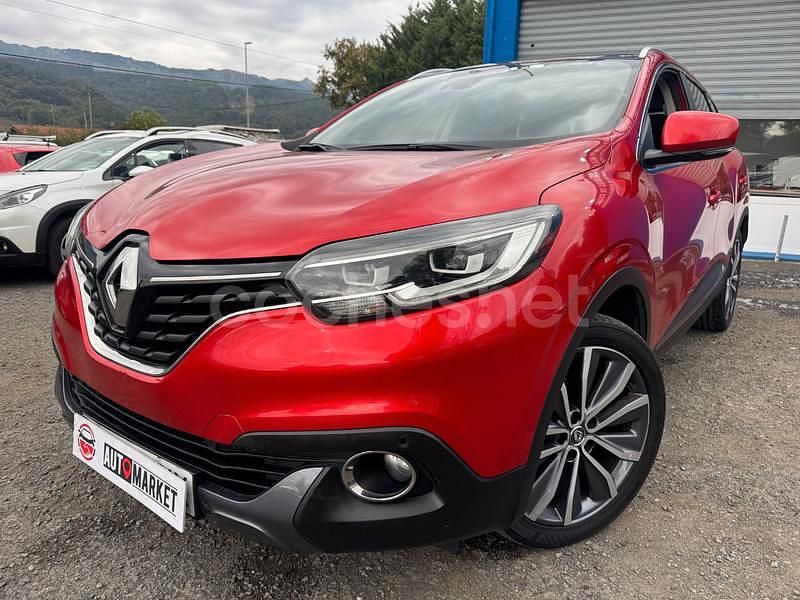 Rojo Usado 2015 Renault Kadjar Zen SUV | 12.990 € (Precio justo) - Imagen 1/4
