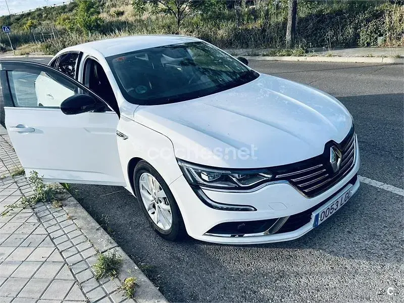 Usado Renault Talisman LIMITED 120 CV (88 kW) 2020 Blanco Berlina