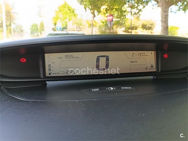 Negro Usado 2006 Citroën C4 Exclusive Berlina | 2600 € (Precio justo) - Imagen 1/4