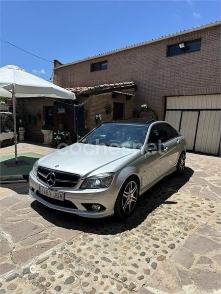 Usado Mercedes C320 Avantgarde 224 CV (164 kW) 2008 Gris / plata Berlina