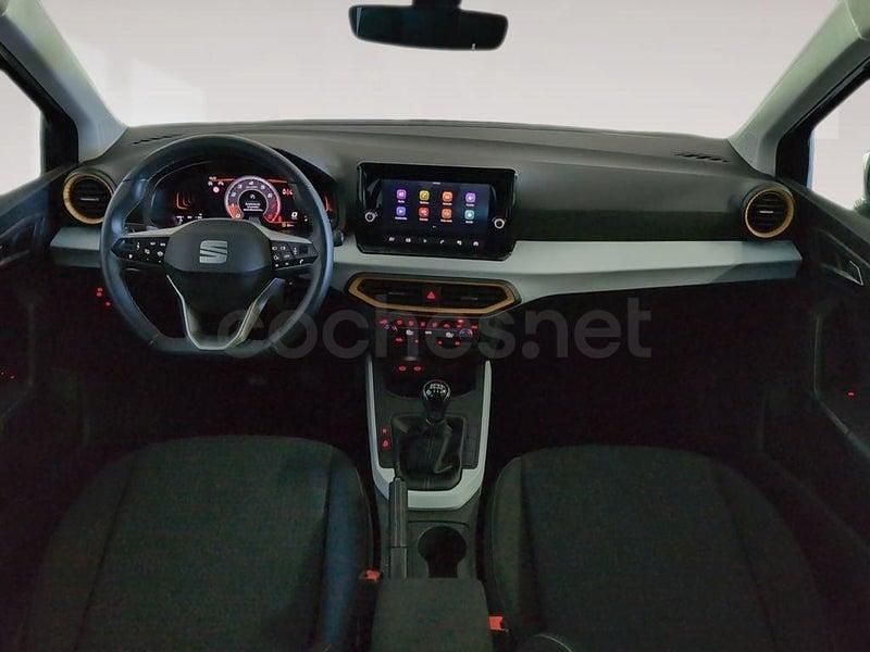 Usado Seat Arona Style 95 CV (69 kW) 2025 Gris SUV