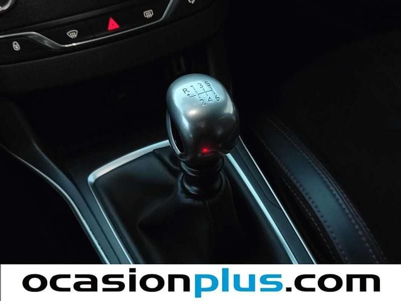 Usado Peugeot 308 SW GT 205 CV (150 kW) 2016 Negro Familiar