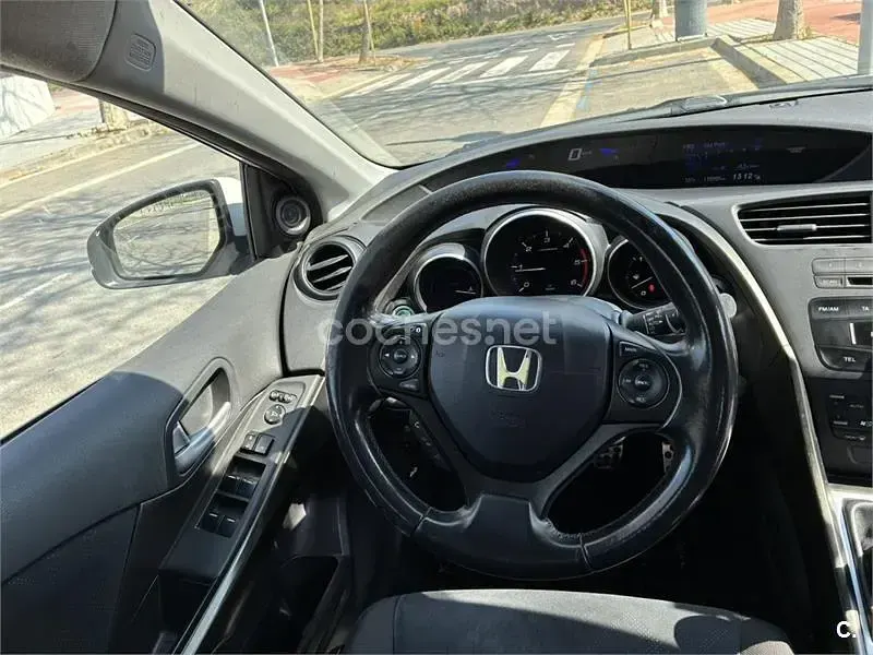 Usado Honda Civic Lifestyle 120 CV (88 kW) 2013 Blanco Berlina