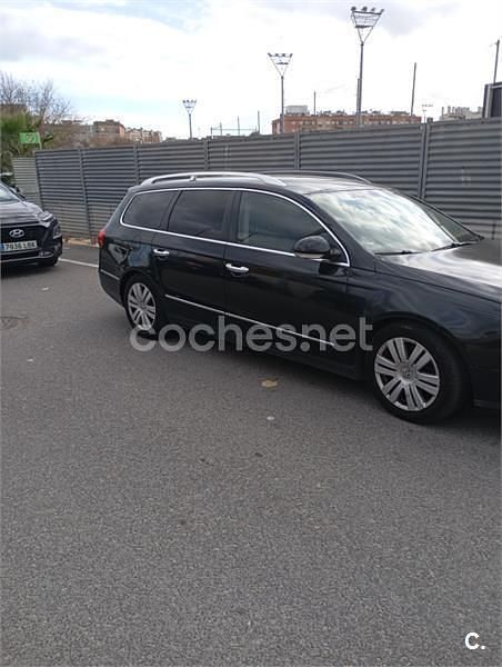 Negro Usado 2009 VW Passat Advance Familiar | 5500 € (Precio justo) - Imagen 1/4