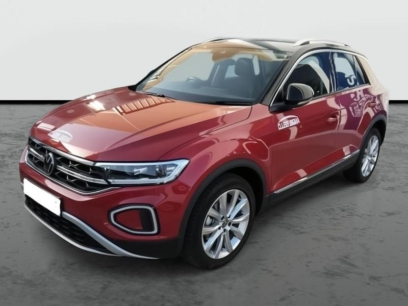 Rojo intenso / techo negro Usado 2025 VW T-Roc Design SUV | 25.990 € (Precio justo) - Imagen 1/4
