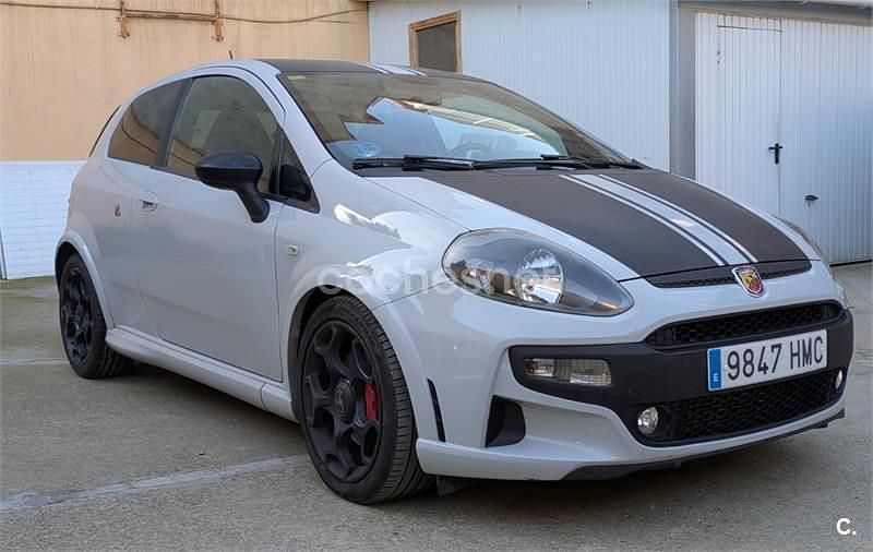 Gris / plata Usado 2012 Abarth Punto Utilitario | 11.500 € - Imagen 1/4