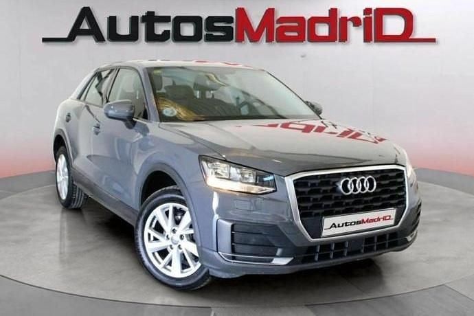 Usado Audi Q2 Advanced Plus 116 CV (85 kW) 2020 Gris SUV