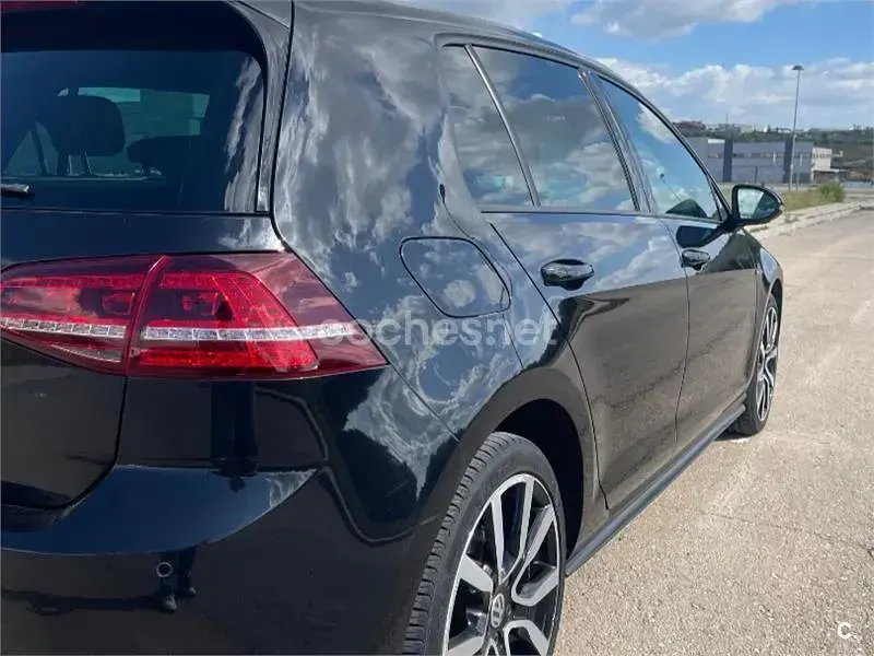 Usado VW Golf VII GTE 204 CV (150 kW) 2015 Negro Berlina