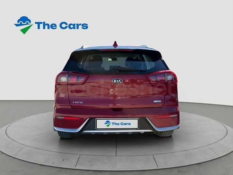 Usado Kia Niro 141 CV (103 kW) 2017 Rojo SUV