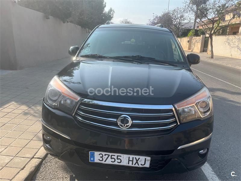 Negro Usado 2014 Ssangyong (KGM) Rodius Limited Monovolumen | 8400 € (Super precio) - Imagen 1/4