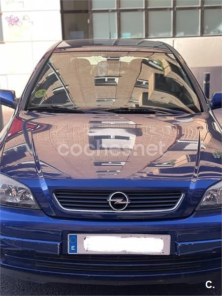 Azul Usado 2003 Opel Astra Edition Berlina | 4200 € - Imagen 1/4