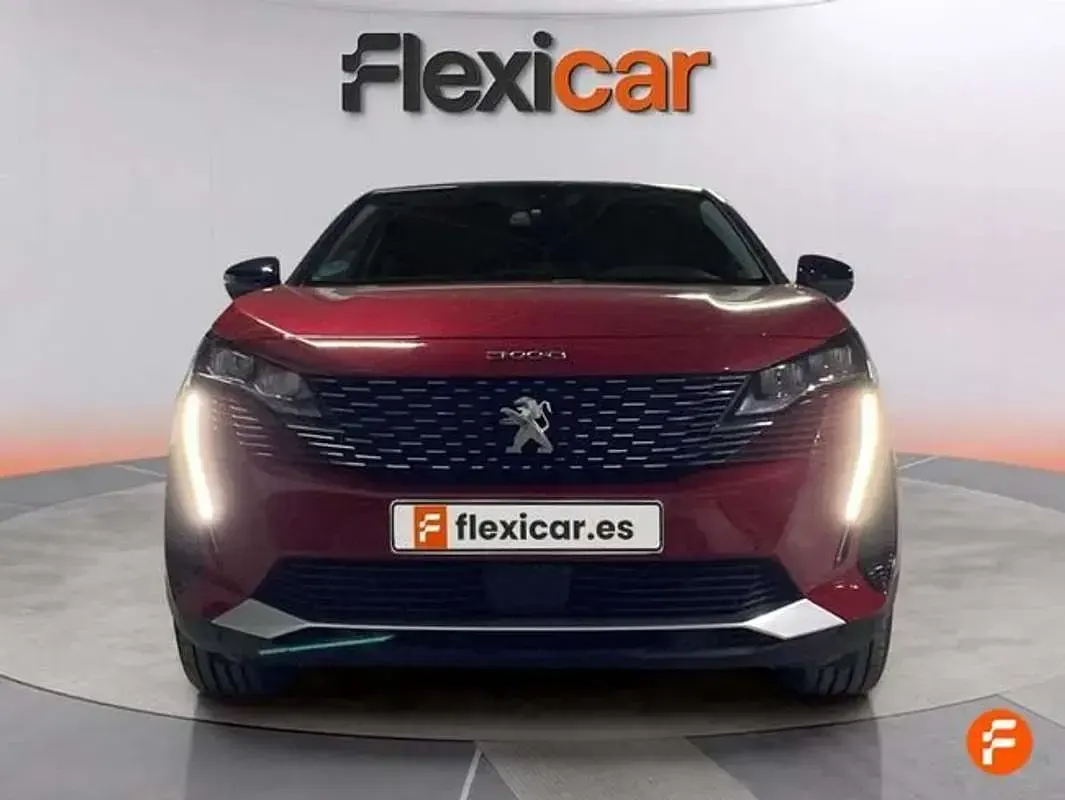 Usado Peugeot 3008 Allure 131 CV (96 kW) 2022 Rojo SUV