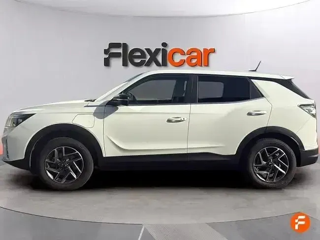 Usado SsangYong Korando 152 kW (207 CV) 2025 Blanco SUV