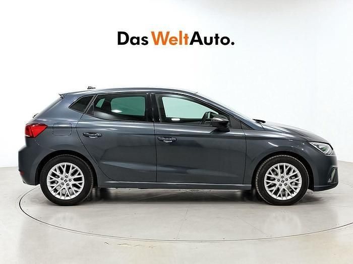 Usado Seat Ibiza FR 115 CV (84 kW) 2025 Gris Berlina