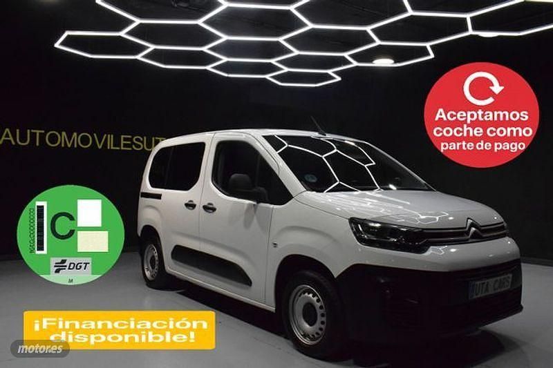 Usado Citroën Berlingo Live 100 CV (73 kW) 2019 Blanco Monovolumen